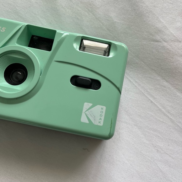 kodak m38 35mm film camera - Picture 2 of 2